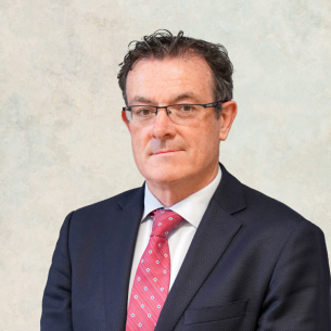 Dr Des Hogan 